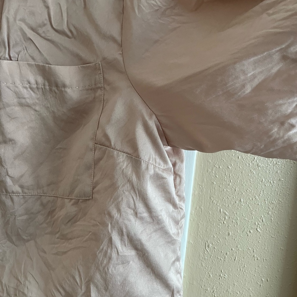 Lunya silk blouse and bottoms pajama set - Picture 3 of 9